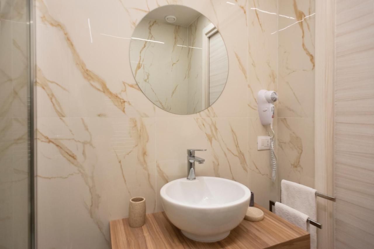 Hotel Toledo3 Neapol Zewnętrze zdjęcie